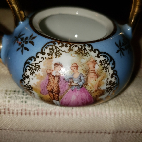 Vintage Bardet Limoges  Small Courting Couple Teapot - Picture 5 of 8